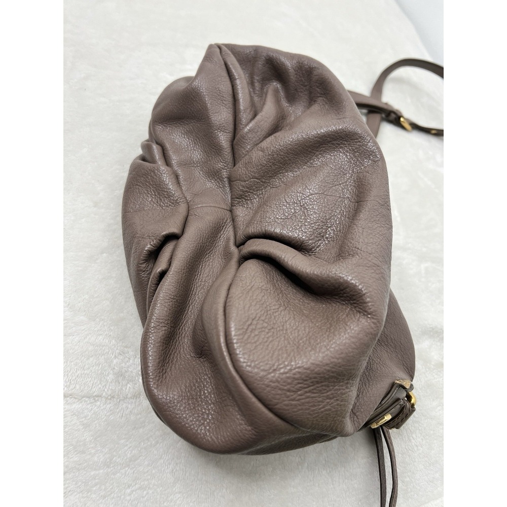 MARC BY MARC JACOBS Classic Q NATASHA Ash Brown Pebbled Crossbody Shoulder Bag - Picture 9 of 16